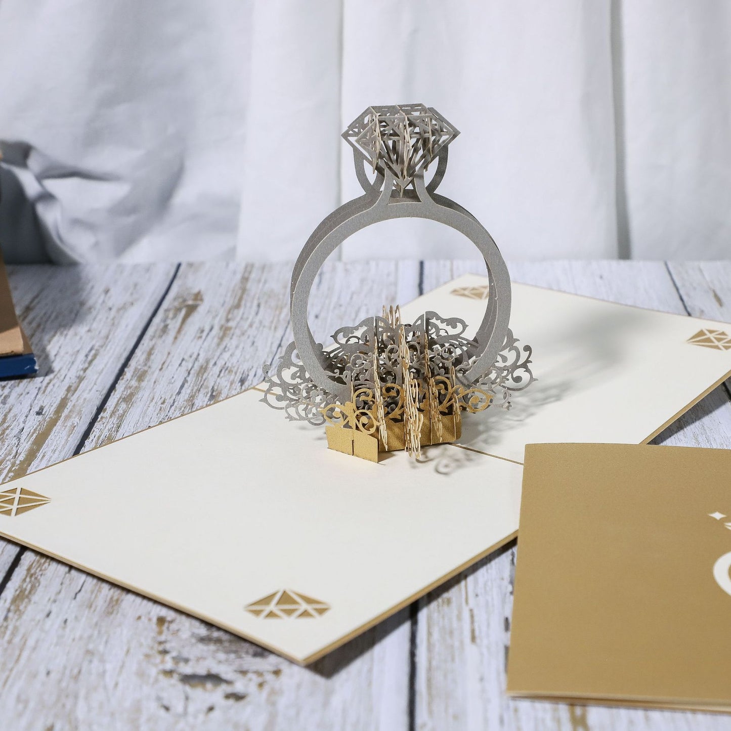 3D Lovers Greeting Cards