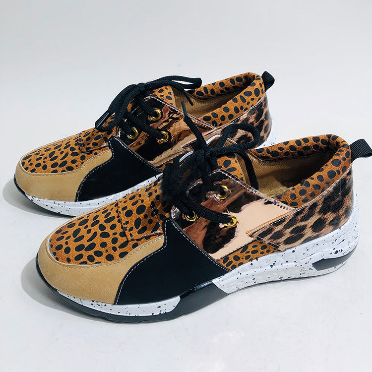 https://www.mydivinebeauty.biz/products/casual-womens-shoes-sports-shoes-flat-sneakers?utm_content=ios&utm_medium=product-links&utm_source=copyToPasteboard